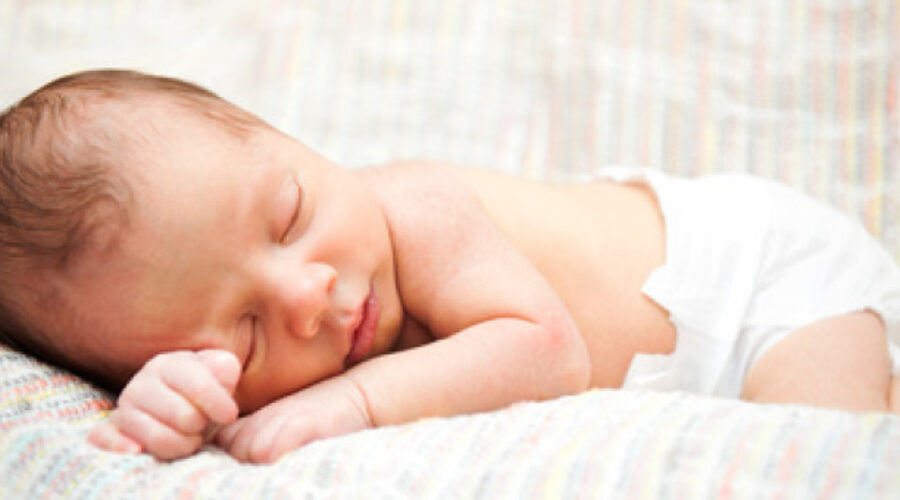 Salvato neonato affetto da mielomeningocele nasale con intervento senza precedenti al mondo